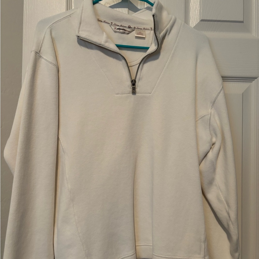 BNWOT Tommy Bahama White/creme Pullover with Logo Trim‎